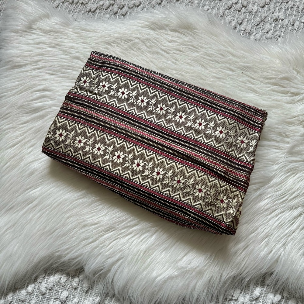 Fabric / sari material